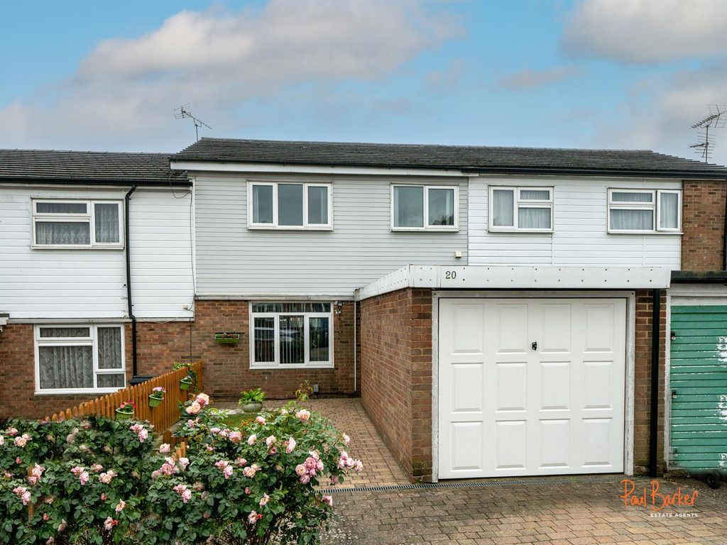 3 bed property for sale in Kitchener Close, St.Albans AL1, £565,000