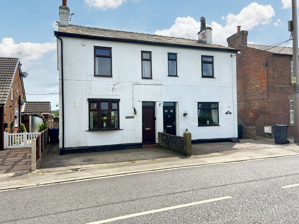 2 bed semidetached house for sale in Hoscar Moss Road, Lathom L40 Zoopla