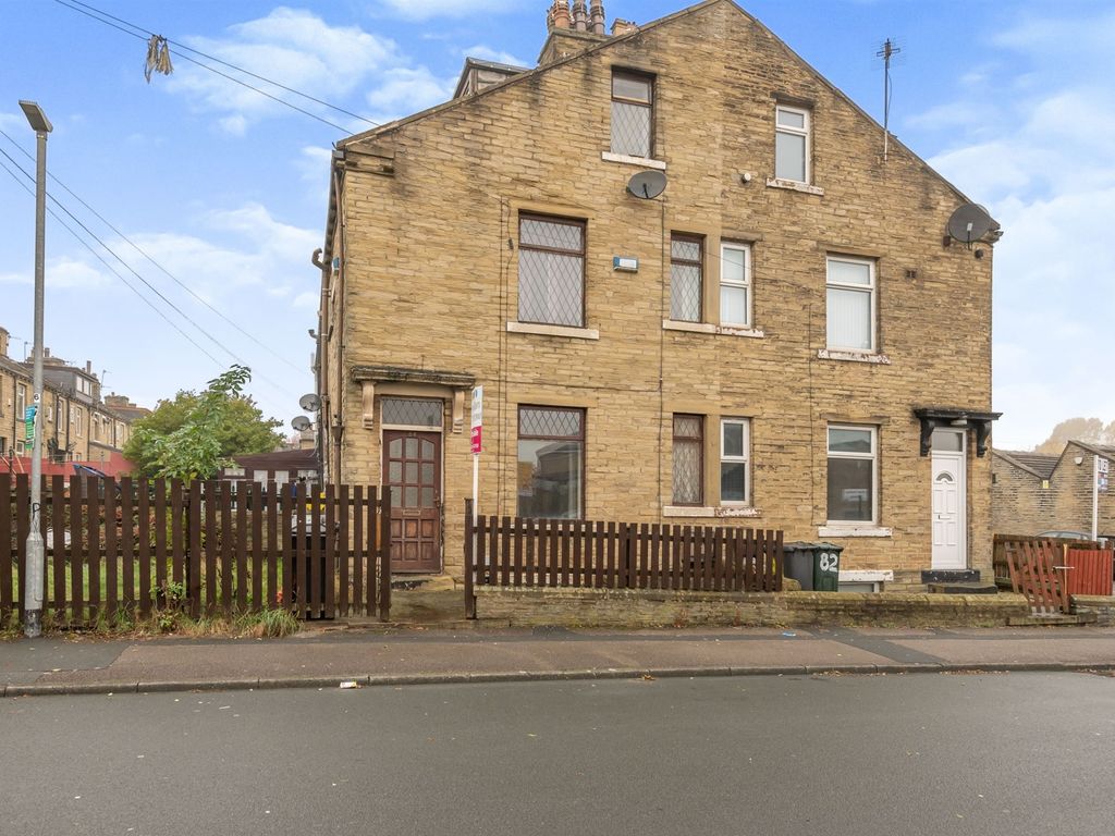2 bed end terrace house for sale in Beldon Road, Great Horton, Bradford