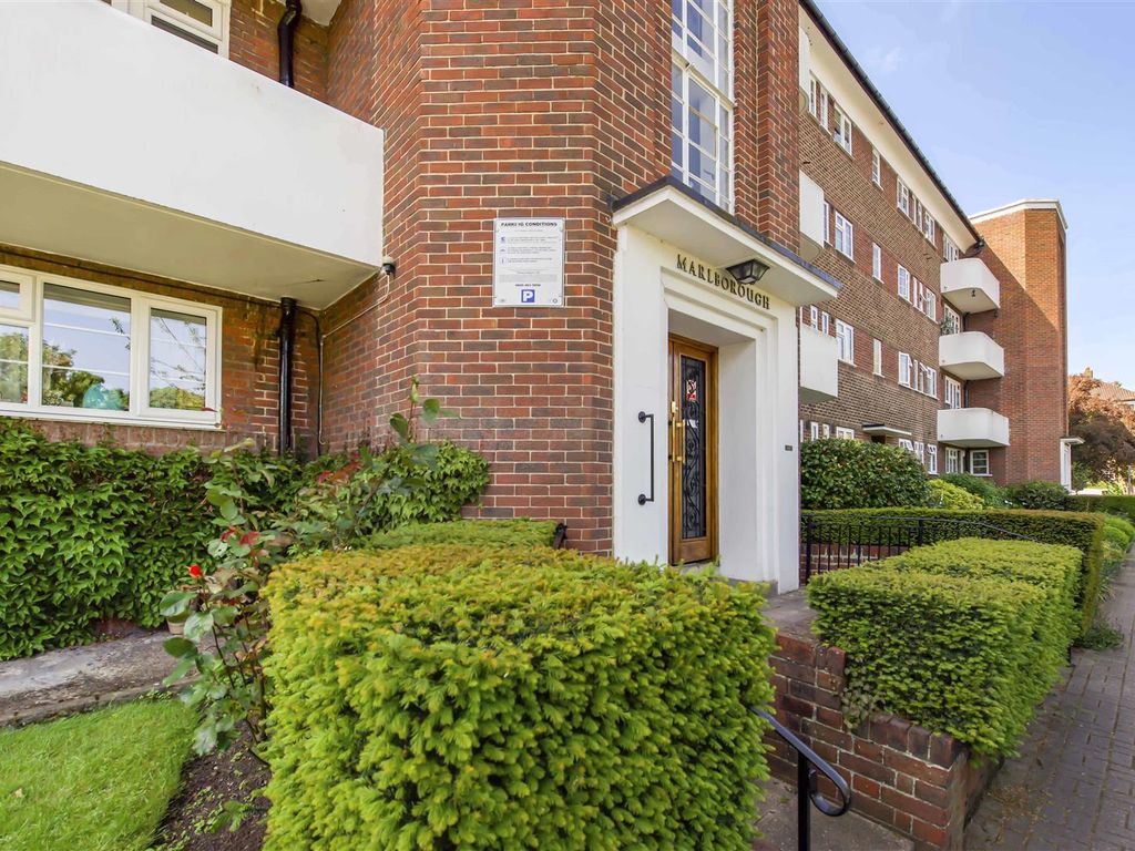 3 bed flat for sale in Courtlands, Sheen Road, Richmond TW10 Zoopla