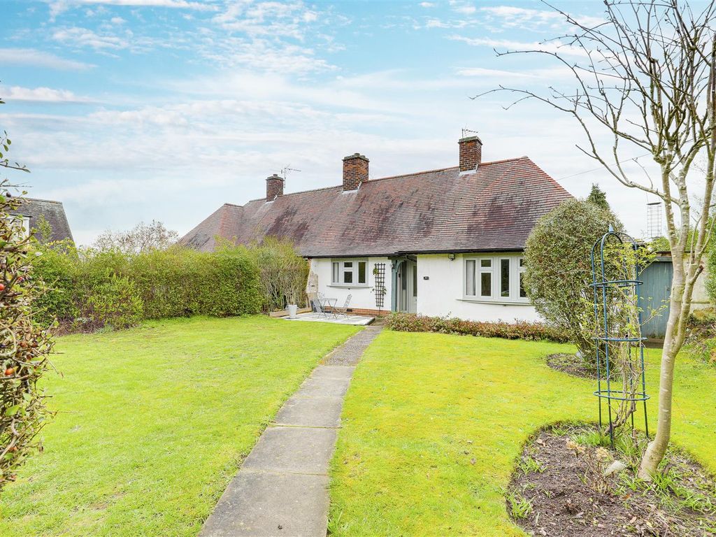 2 bed semidetached bungalow for sale in Sutton Passeys Crescent