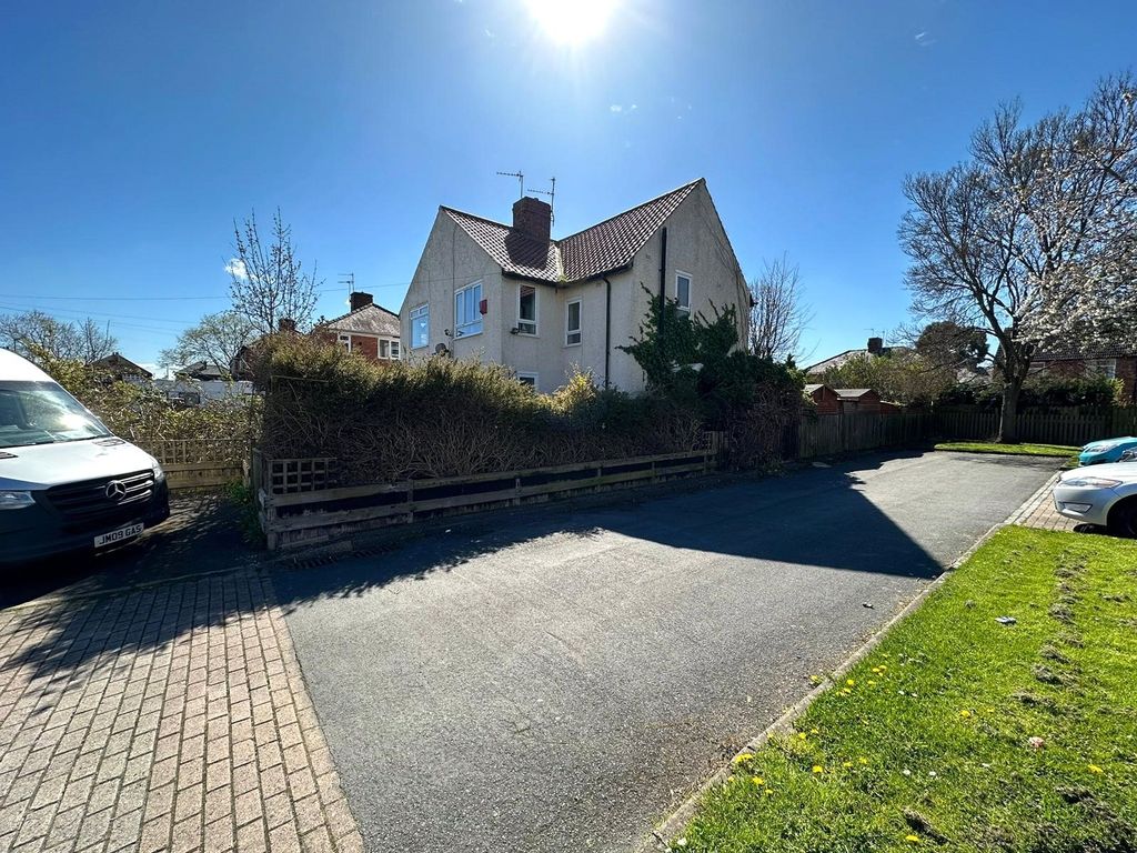 3 bed semidetached house for sale in Cottingham Court, Darlington DL3