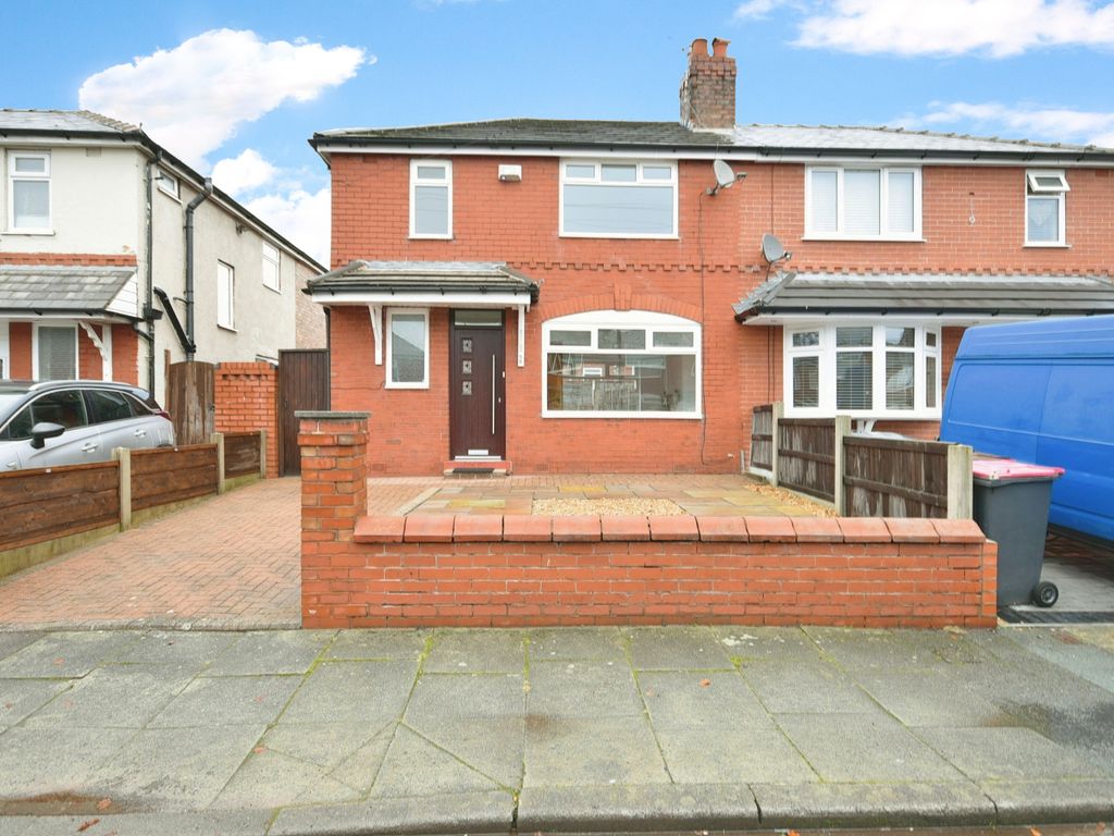 3 bed semidetached house for sale in Waverley Road, Pendlebury