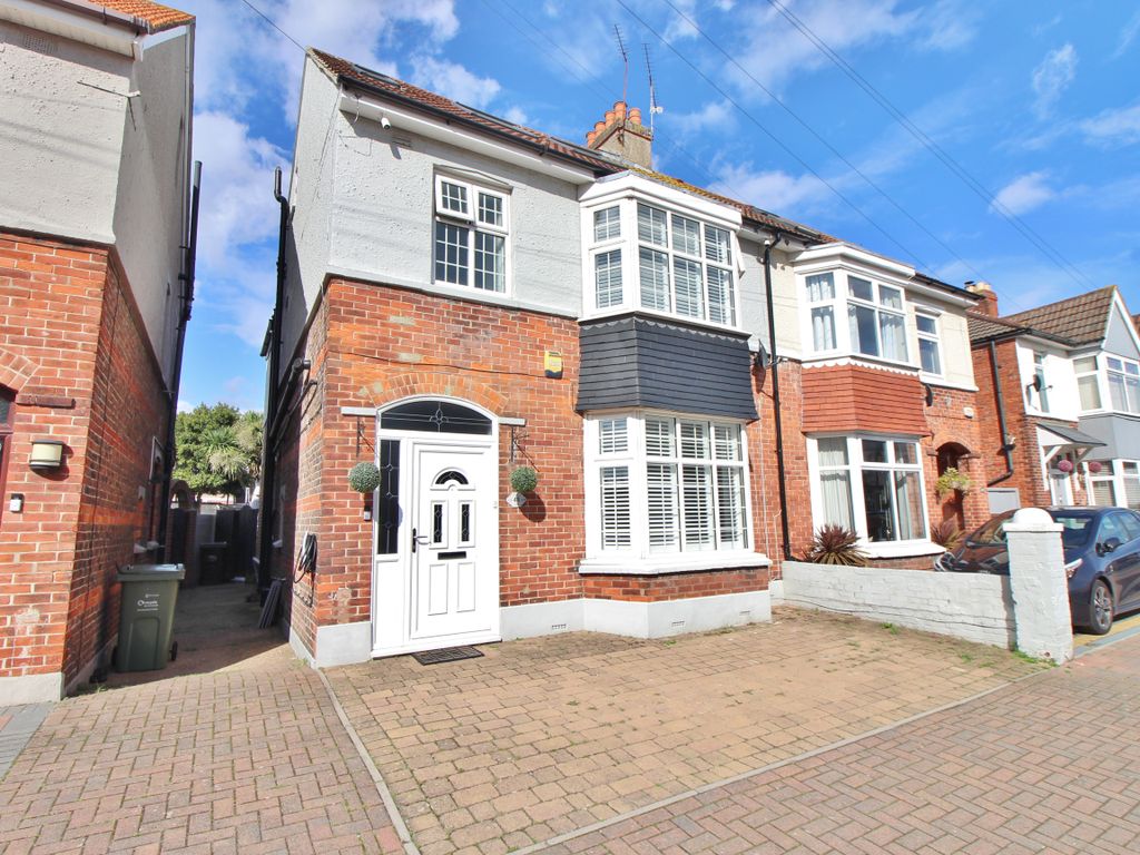 4 bed semidetached house for sale in Mayfield Road, Portsmouth PO2, £