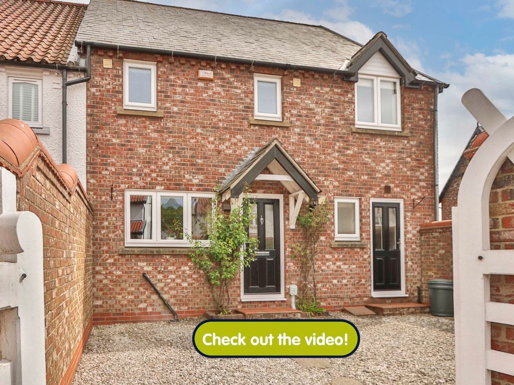 3 bed end terrace house for sale in Manor Fields, West Ella, Hull HU10