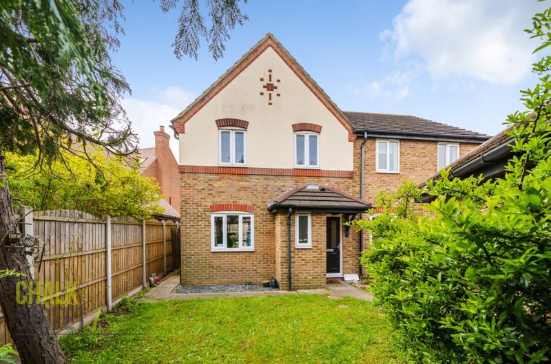 3 bed semidetached house for sale in Hornchurch Road, Hornchurch RM11
