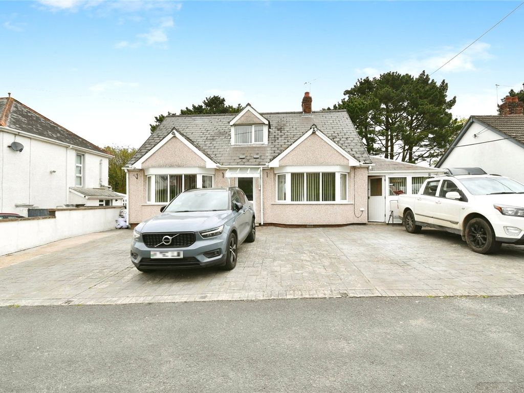 5 bed detached house for sale in Tenby Road, Cardigan, Ceredigion SA43