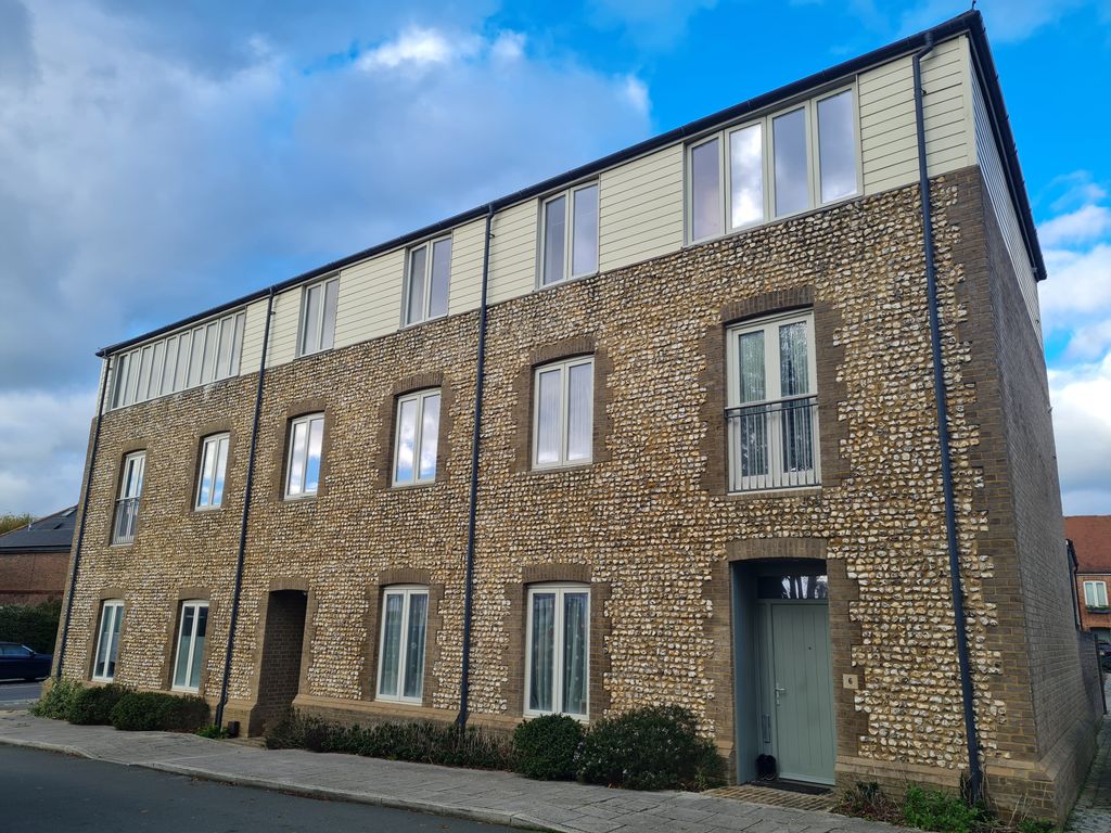 Wells House, Chichester PO19