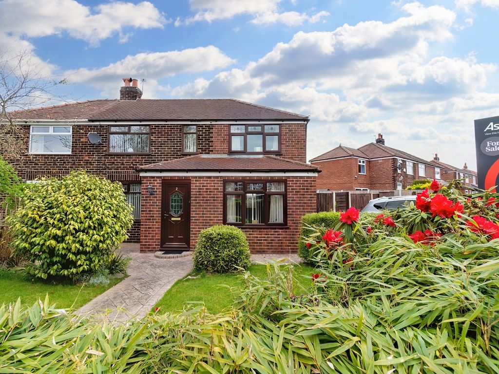 4 bed semidetached house for sale in Hayfield Road, Woolston