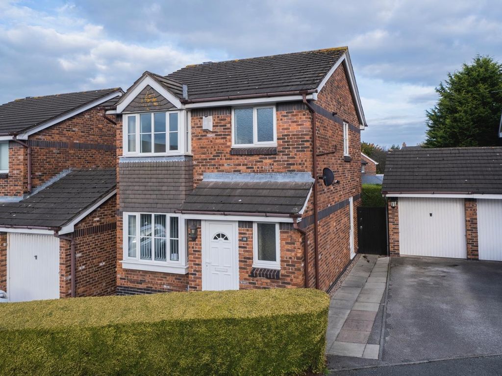 3 bed detached house for sale in The Ridgeway, Tarvin, Chester CH3 Zoopla