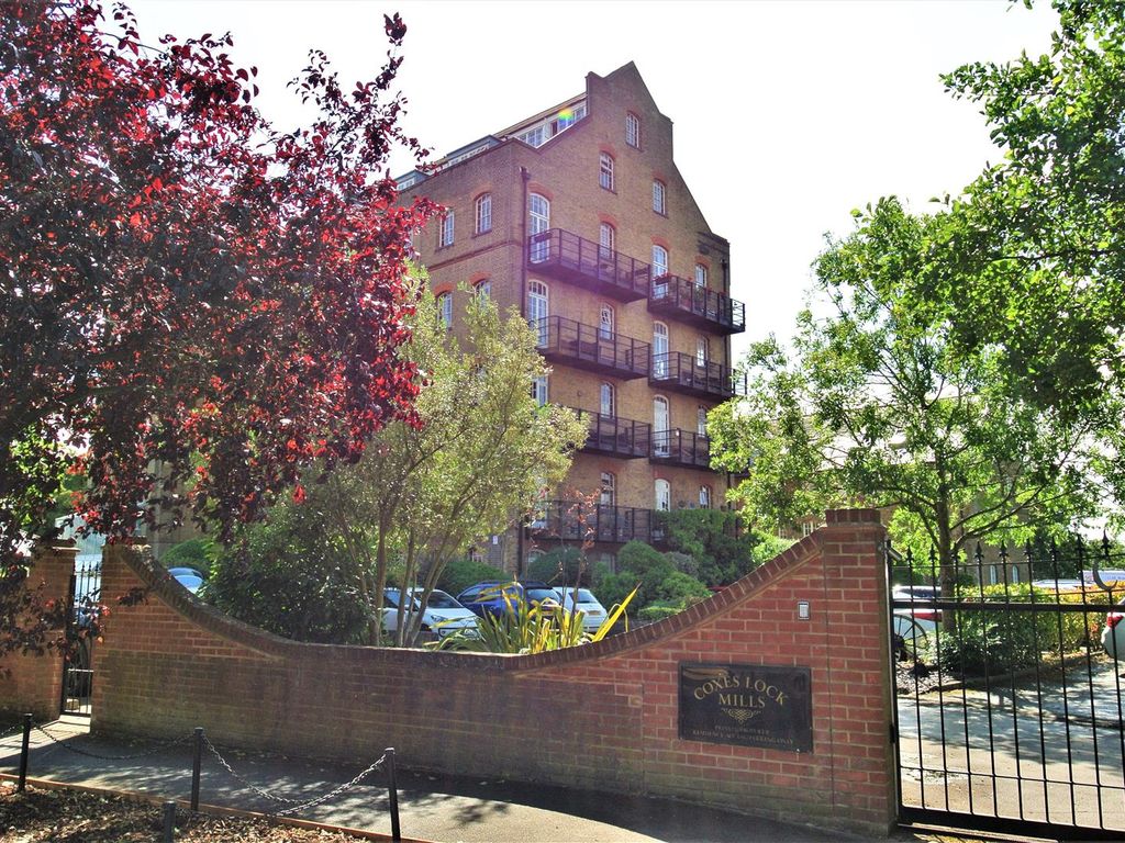 2 bed flat for sale in Daniel Lambert Mill, Bourneside Road, Addlestone