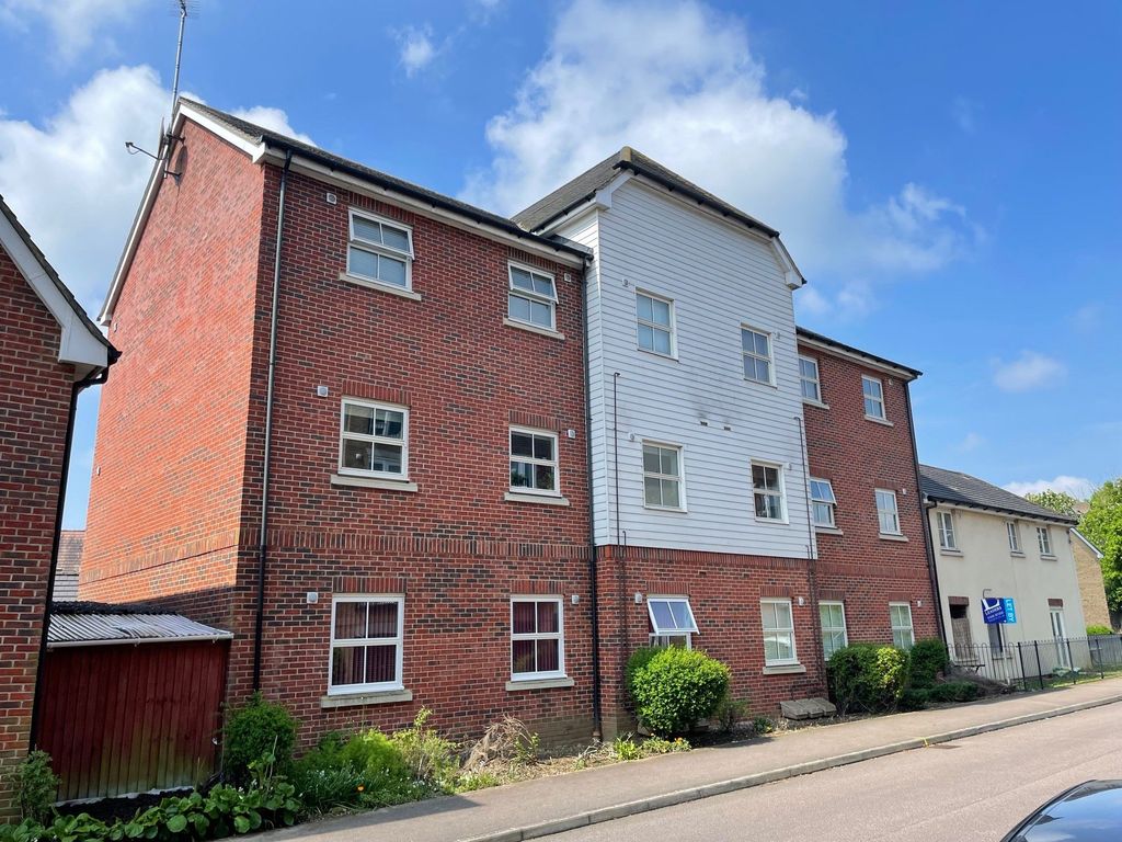 2 bed flat for sale in Sheep Way, Redhouse Park, Milton Keynes MK14, £