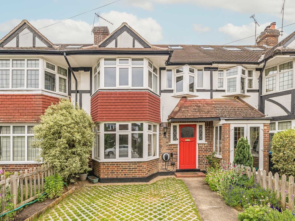 4 bed property for sale in Barnfield Avenue, Kingston Upon Thames KT2