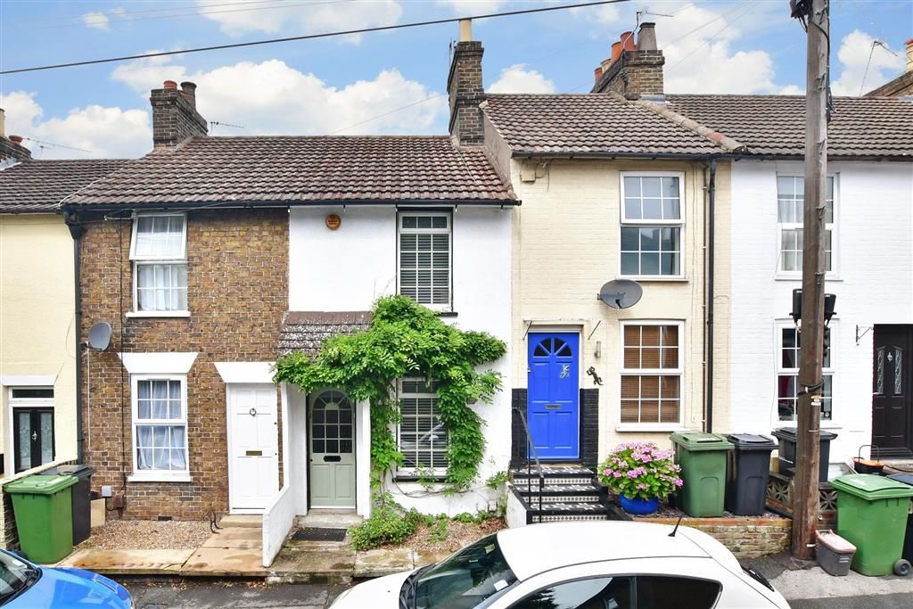 2 bed terraced house for sale in Thornhill Place, Maidstone, Kent ME14