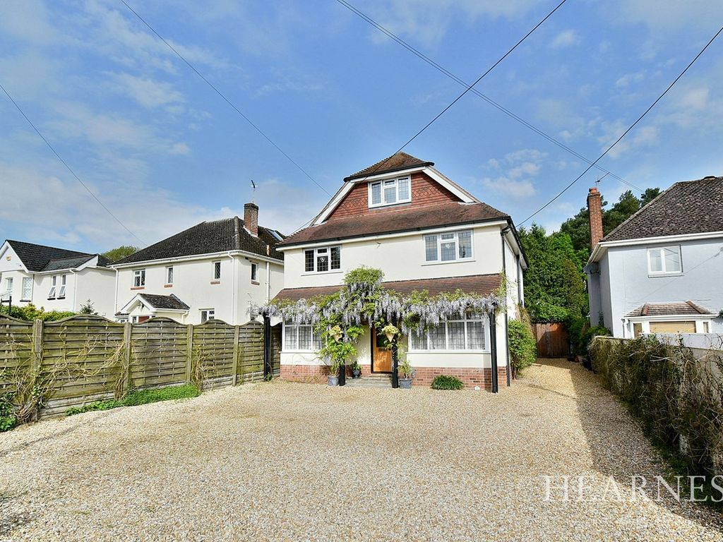 5 bed detached house for sale in Ringwood Road, Ferndown BH22 Zoopla