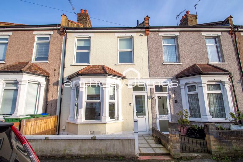 3 bed terraced house to rent in Bethel Road, Welling DA16, £2,150 pcm