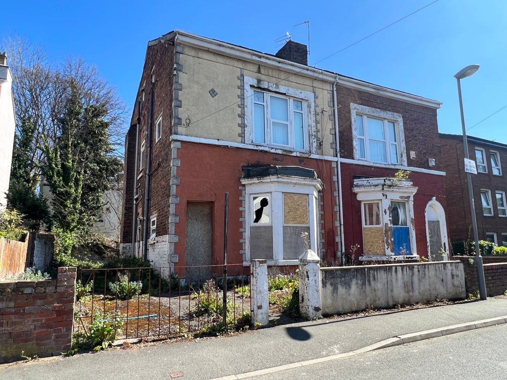 2 bed semidetached house for sale in Flat 1 & 2, 26 Osborne Road