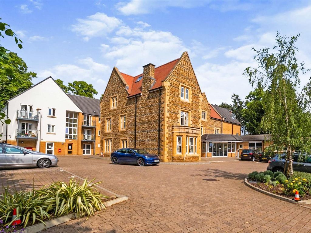 1 bed flat for sale in Wardington Court, Welford Road, Northampton NN2