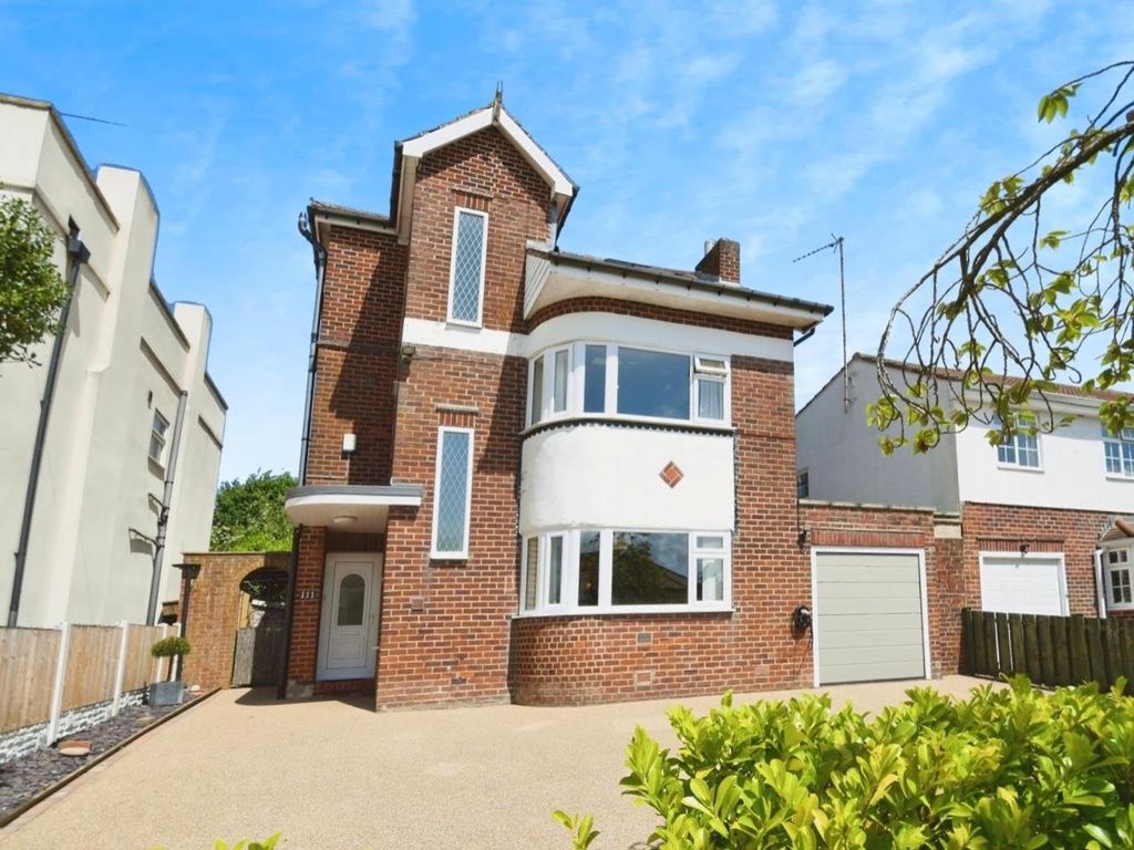 5 bed detached house for sale in Henley Avenue, Norton, Sheffield S8, £