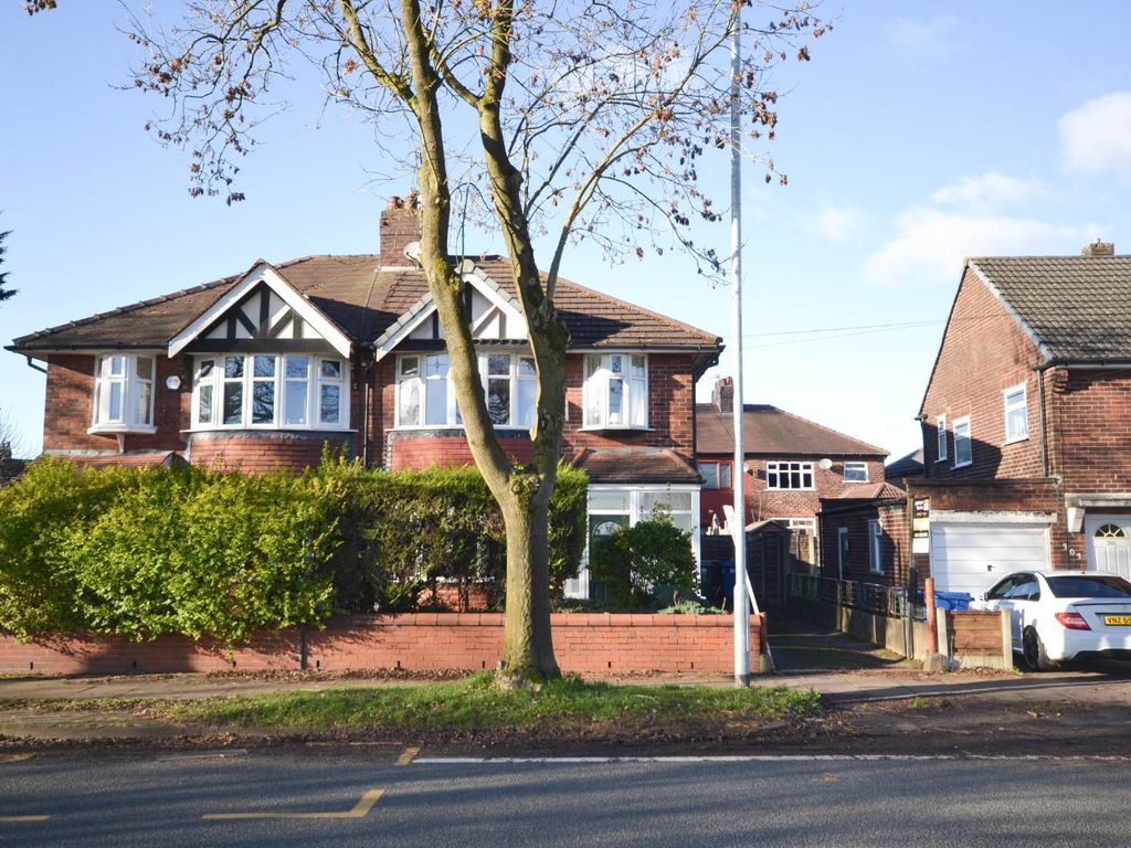 3 bed semidetached house for sale in Bury Road, Radcliffe, Manchester