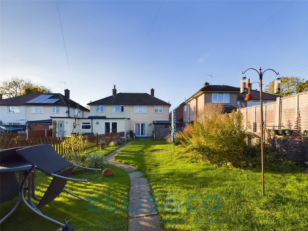 2 bed semidetached house for sale in Reynolds Close, Tonbridge, Kent
