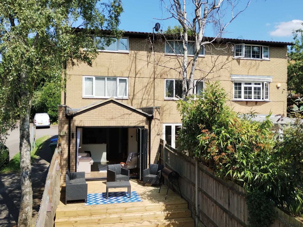 3 bed property for sale in Simmonds Rise, Hemel Hempstead HP3 Zoopla