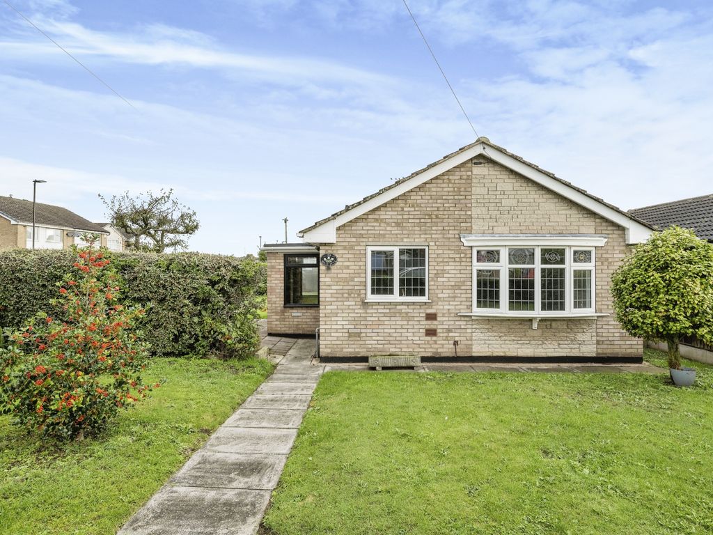 2 bed bungalow for sale in Holly Dene, Armthorpe, Doncaster, South