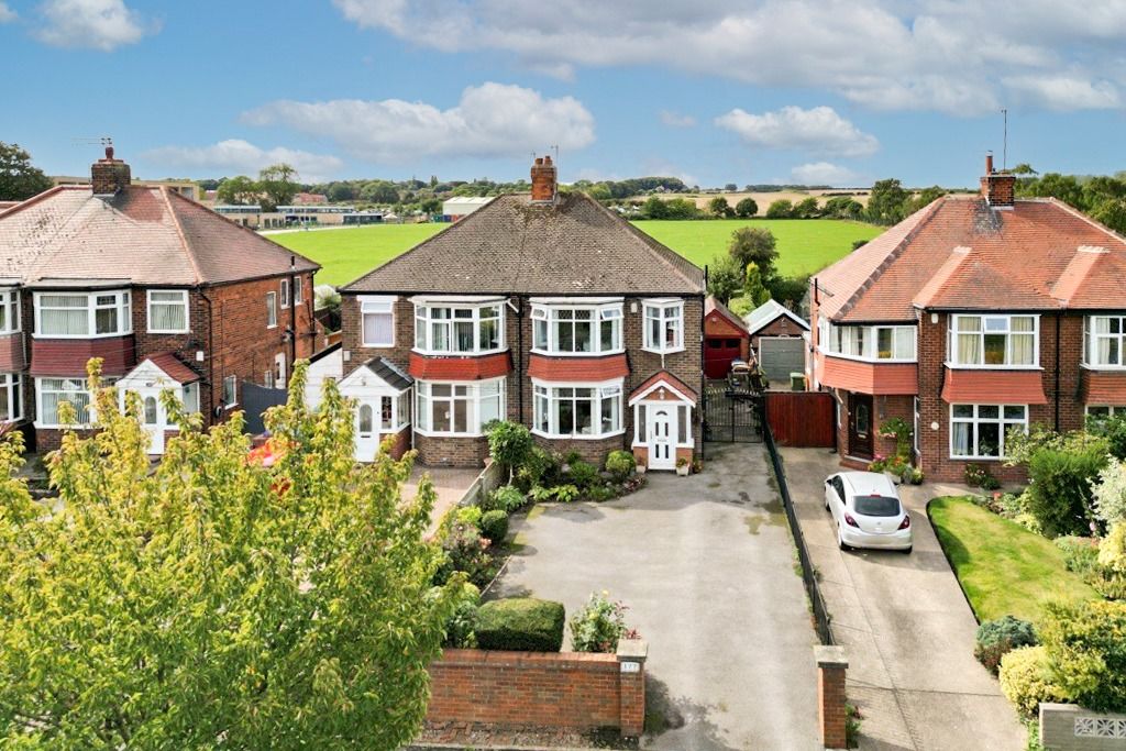 3 bed semidetached house for sale in Beverley Road, Hessle, East