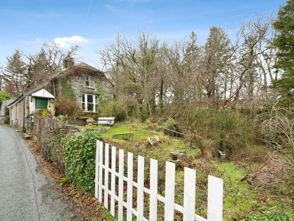 2 bed detached house for sale in Coed Y Parc, Bethesda, Bangor, Gwynedd