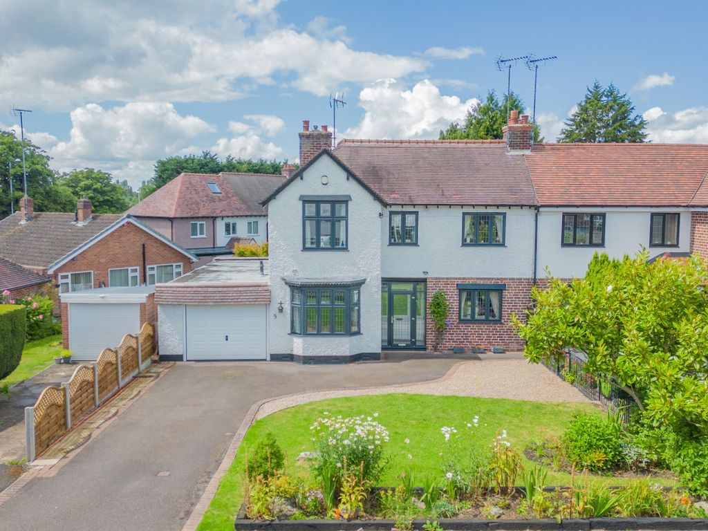 4 bed semidetached house for sale in Lodge Road, Walsall, West