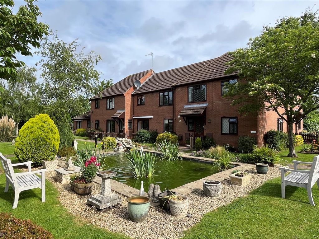 1 bed flat for sale in Hucclecote Road, Gloucester GL3 Zoopla