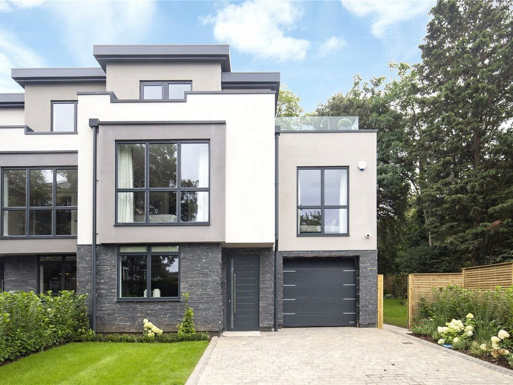 New home, 6 bed end terrace house for sale in Park View, Parkside