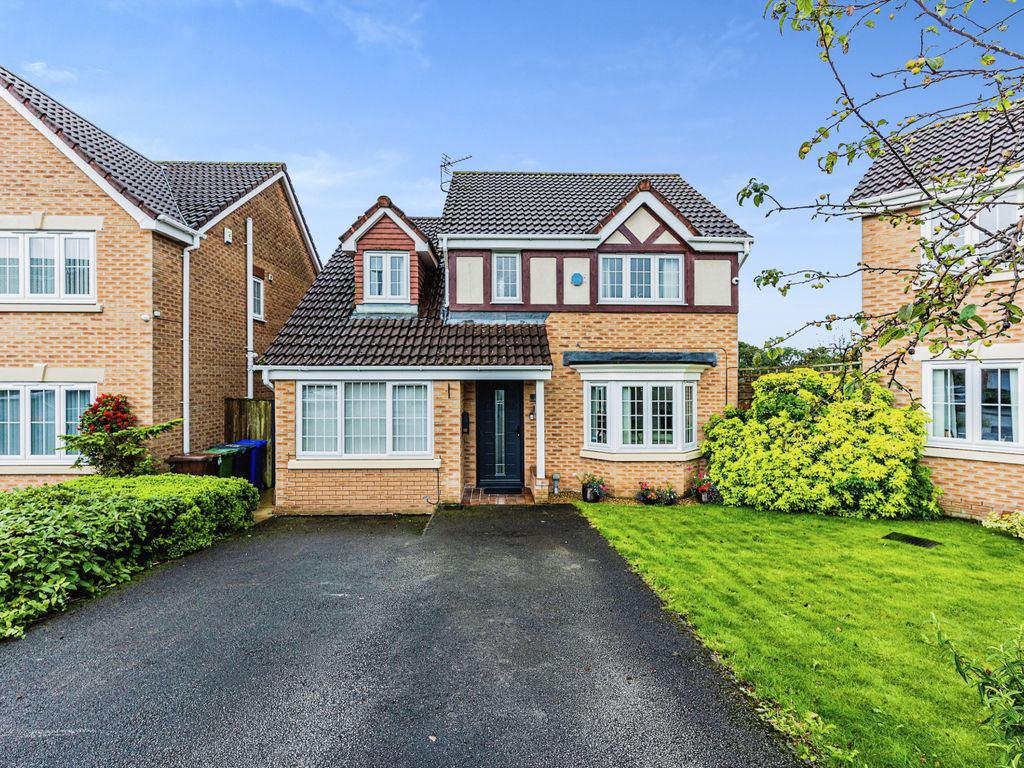 4 bed detached house for sale in Ferndale, Hyde SK14, £375,000 Zoopla