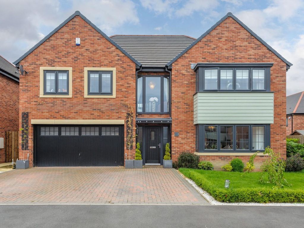 4 bed detached house for sale in Bevan Court, Stannington, Morpeth NE61