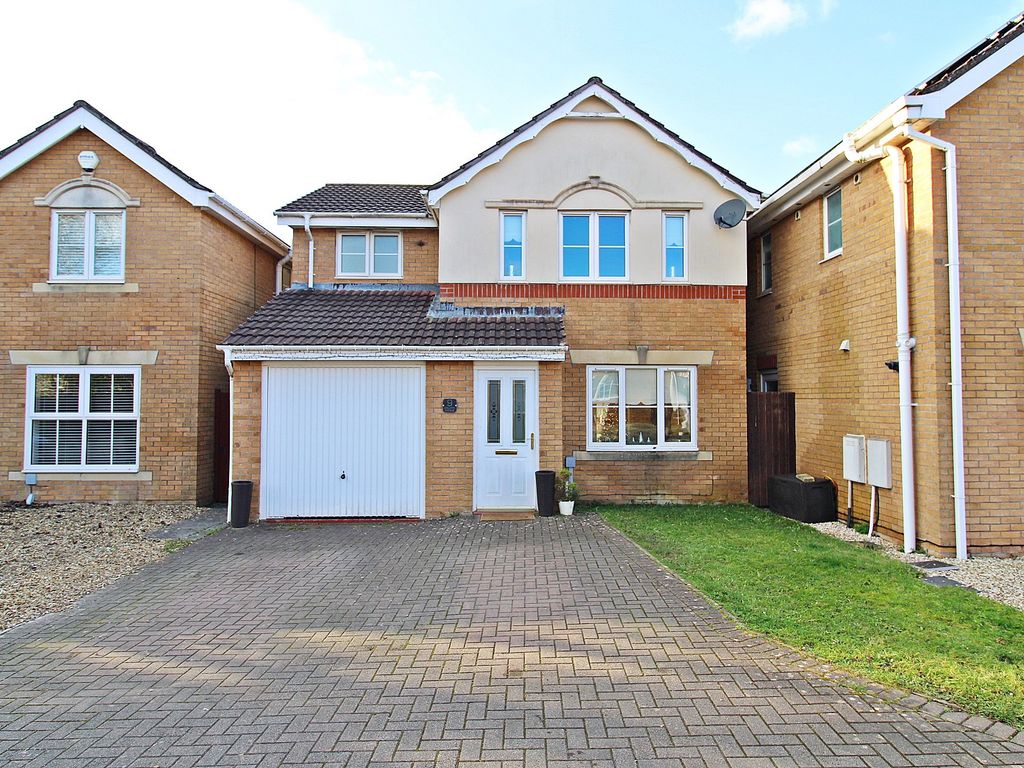 3 bed detached house for sale in Colliers Avenue, Llanharan, Pontyclun, Rhondda Cynon Taff. CF72