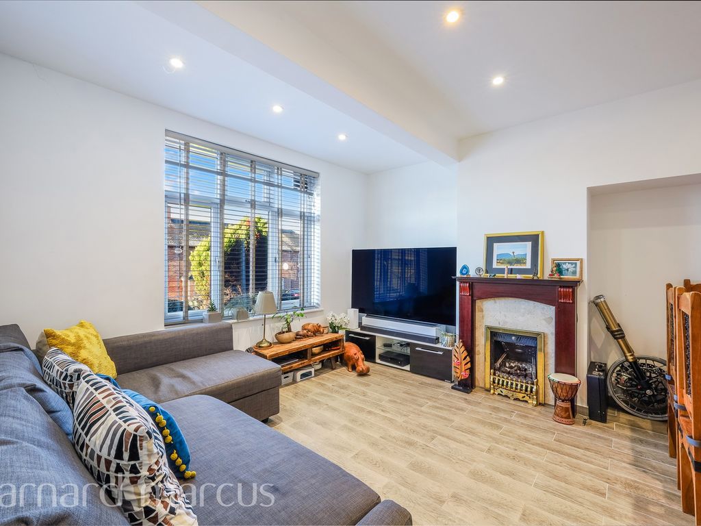 3 bed terraced house for sale in Halesowen Road, Morden SM4, £475,000