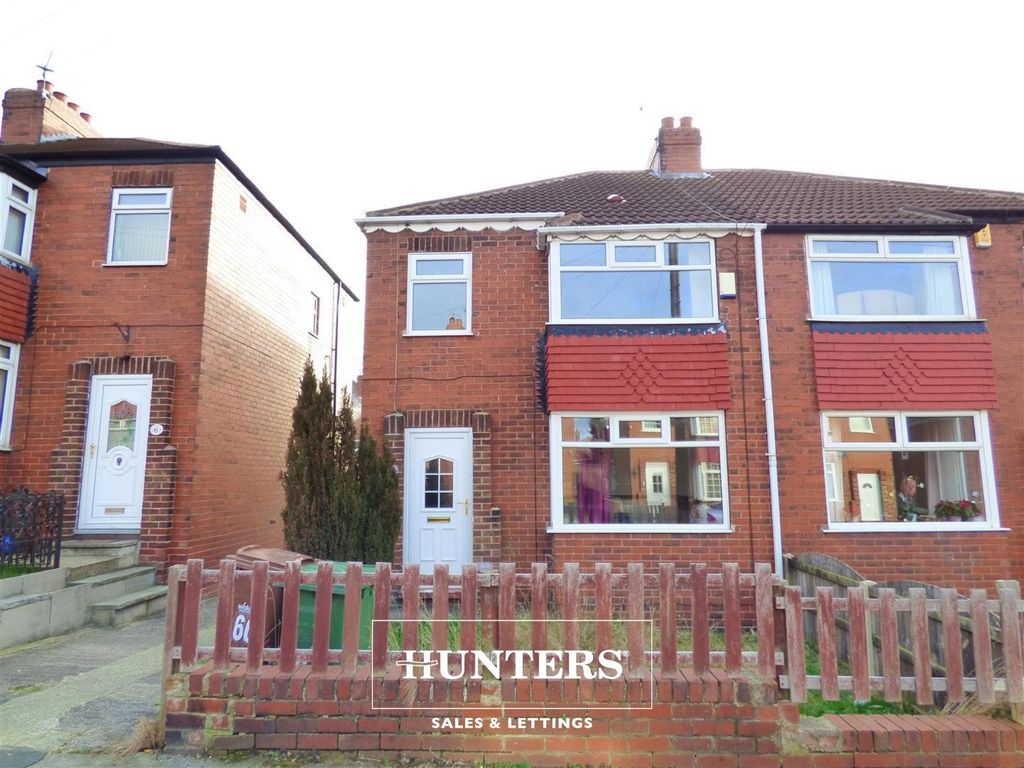 3 bed semidetached house to rent in Manor Farm Estate, South Elmsall