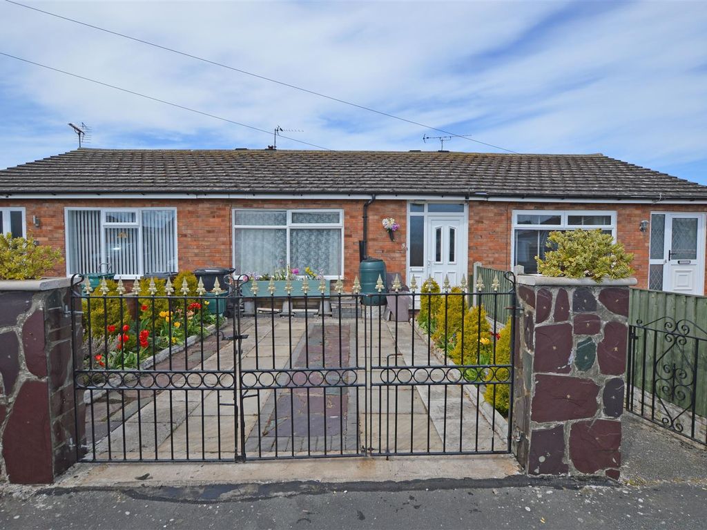 1 bed bungalow for sale in Llys Caradoc, Towyn LL22 Zoopla