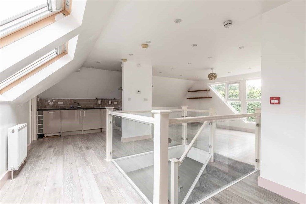 2 bed flat to rent in High Street, Iver SL0, £1,550 pcm Zoopla