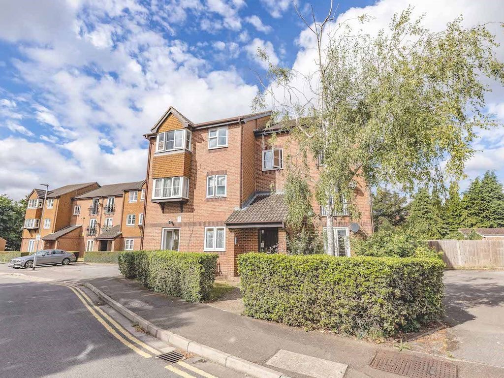 1 bed flat to rent in Knowles Close, West Drayton UB7 Zoopla