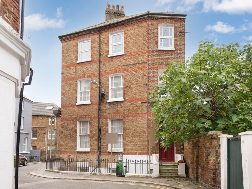 2 bed flat for sale in Chandos Road, Broadstairs CT10, £254,995 Zoopla