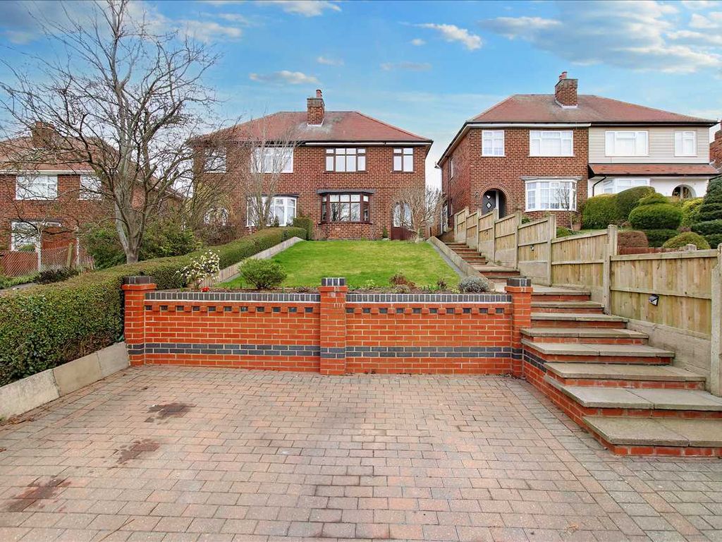 3 bed semidetached house for sale in Nottingham Road, Giltbrook