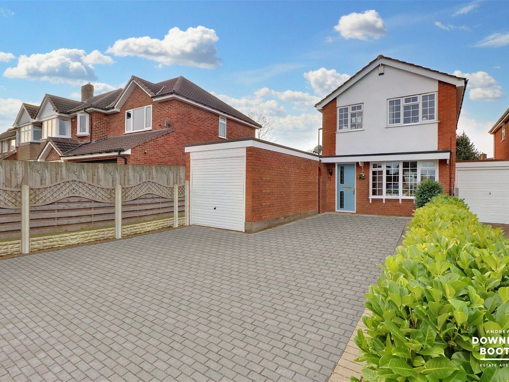 3 bed detached house for sale in Darnel Hurst Road, Sutton Coldfield