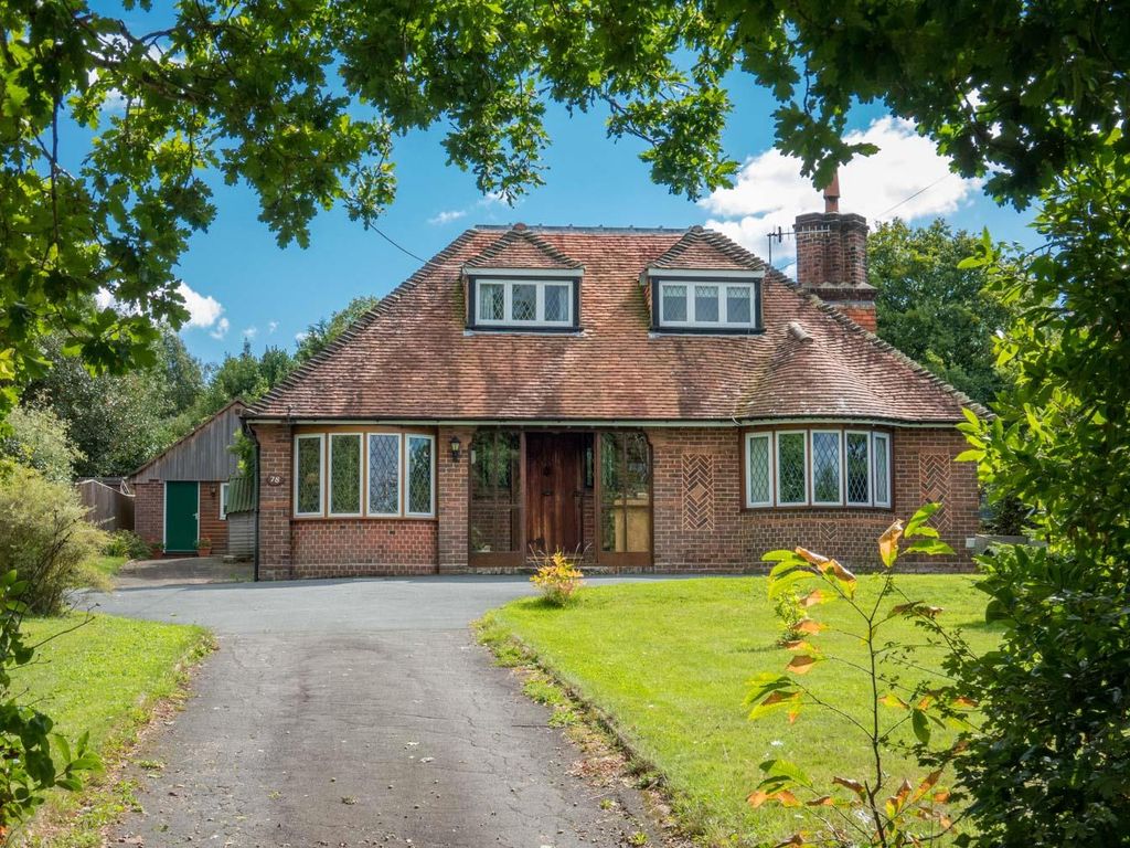 4 bed property for sale in Fishbourne Lane, Ryde PO33 Zoopla