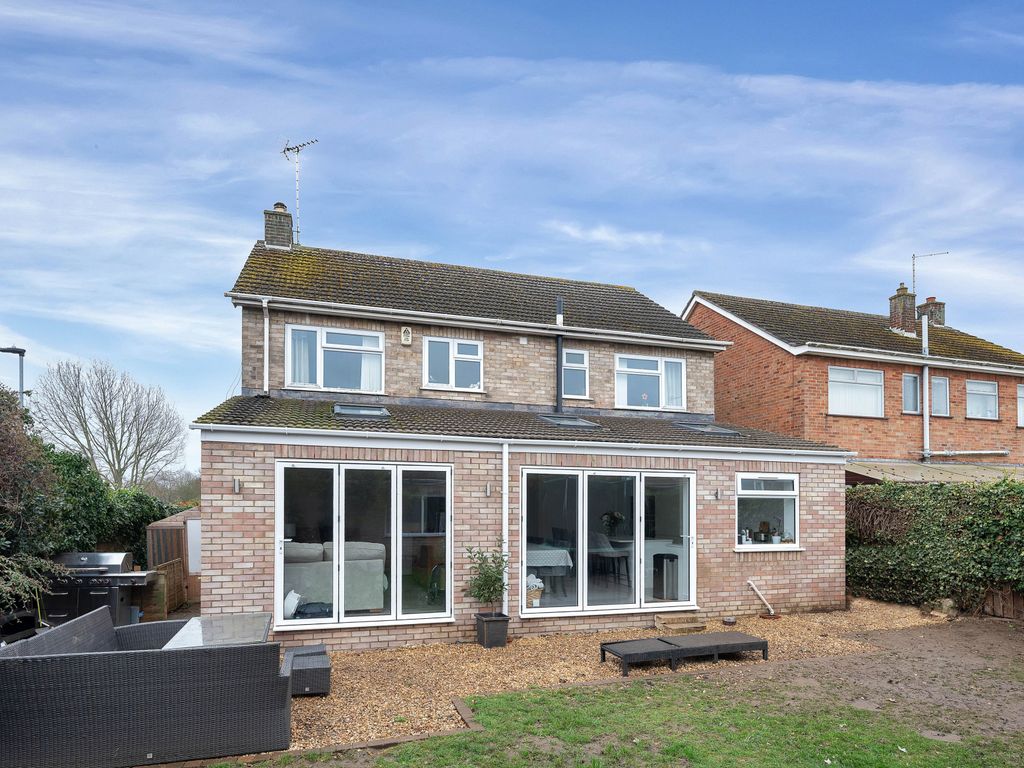 4 bed detached house for sale in Gunthorpe Road, Gunthorpe