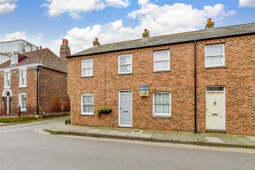 2 bed end terrace house for sale in College Road, Deal, Kent CT14, £