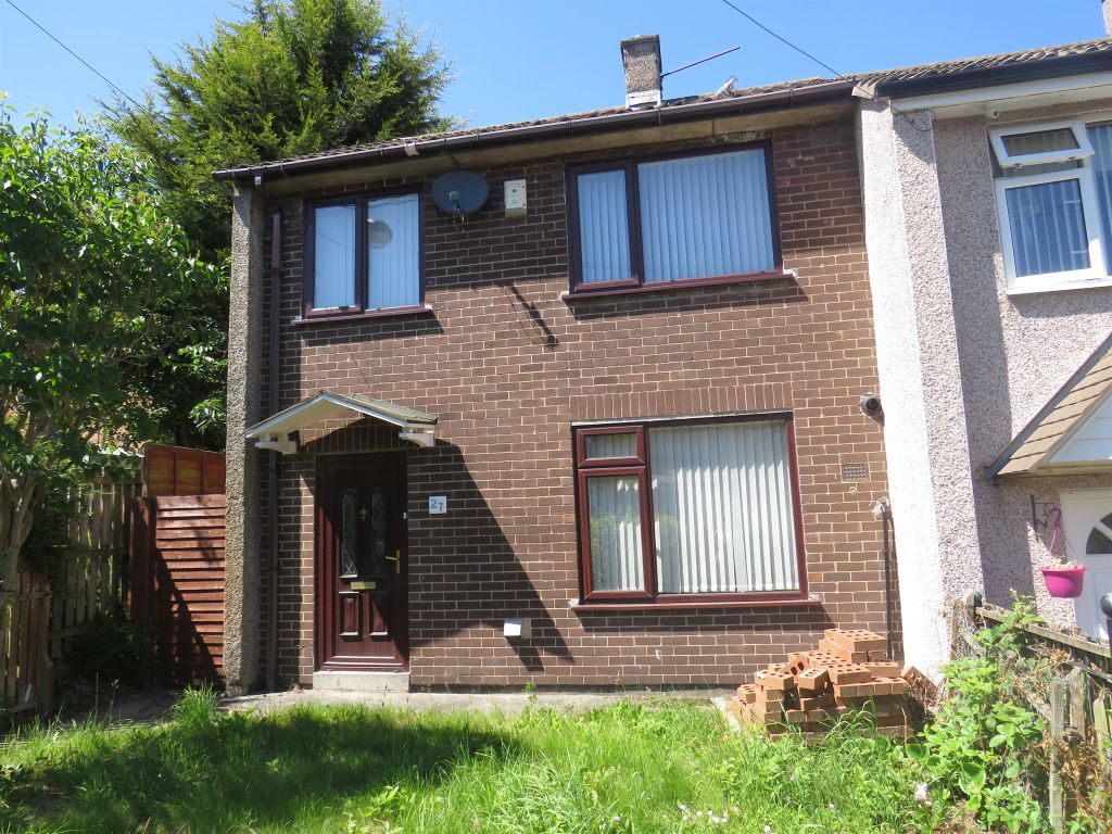 3 bed end terrace house for sale in Heysham Drive, Tong, Bradford BD4