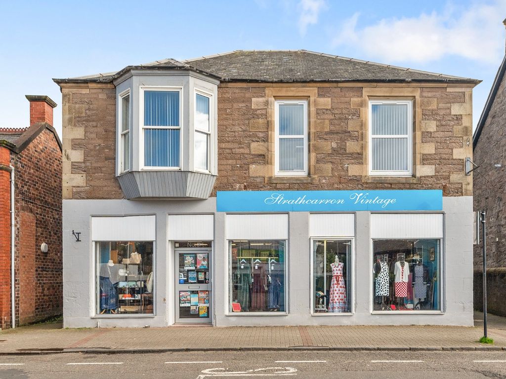 3 bed flat to rent in Fountain Road, Bridge Of Allan, Stirling FK9, £