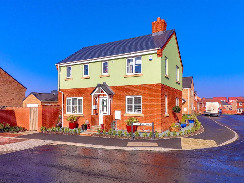 3 bed detached house for sale in Hudson Way, Hadleigh, Ipswich IP7 Zoopla