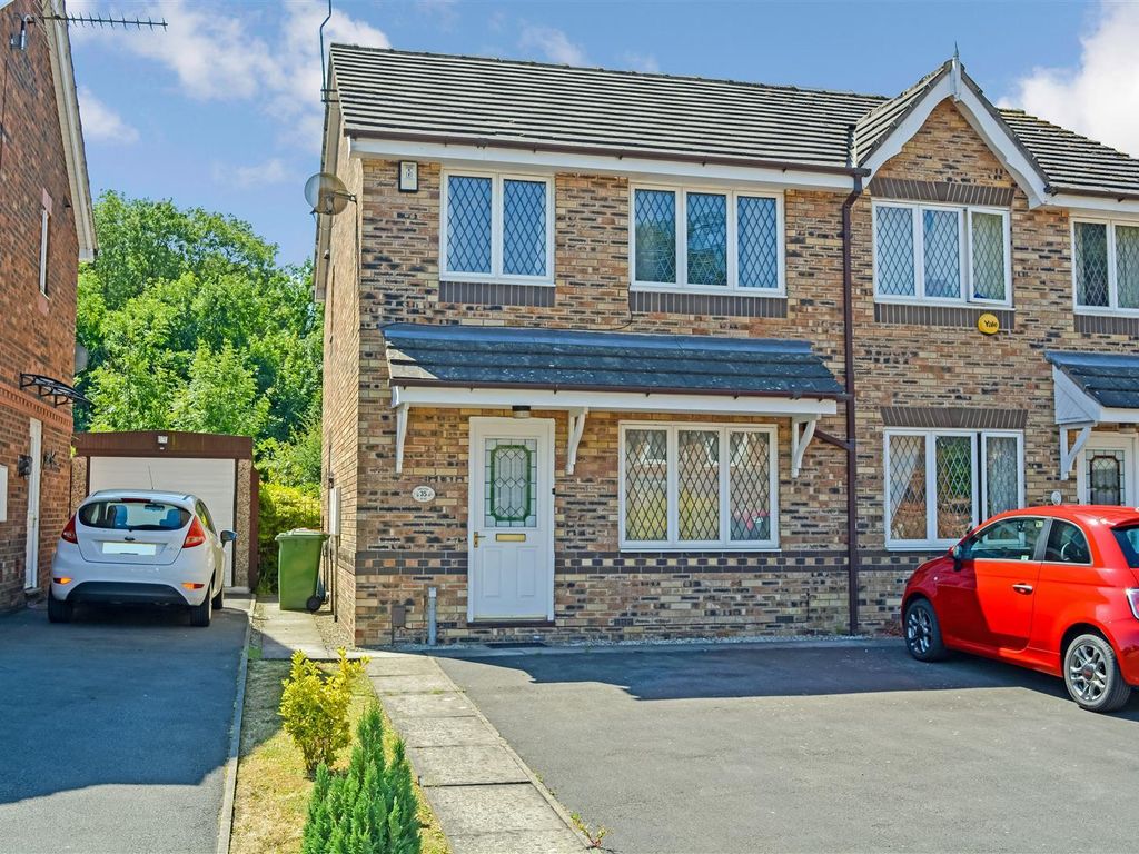3 bed semidetached house for sale in Orchid Rise, Scunthorpe DN15, £